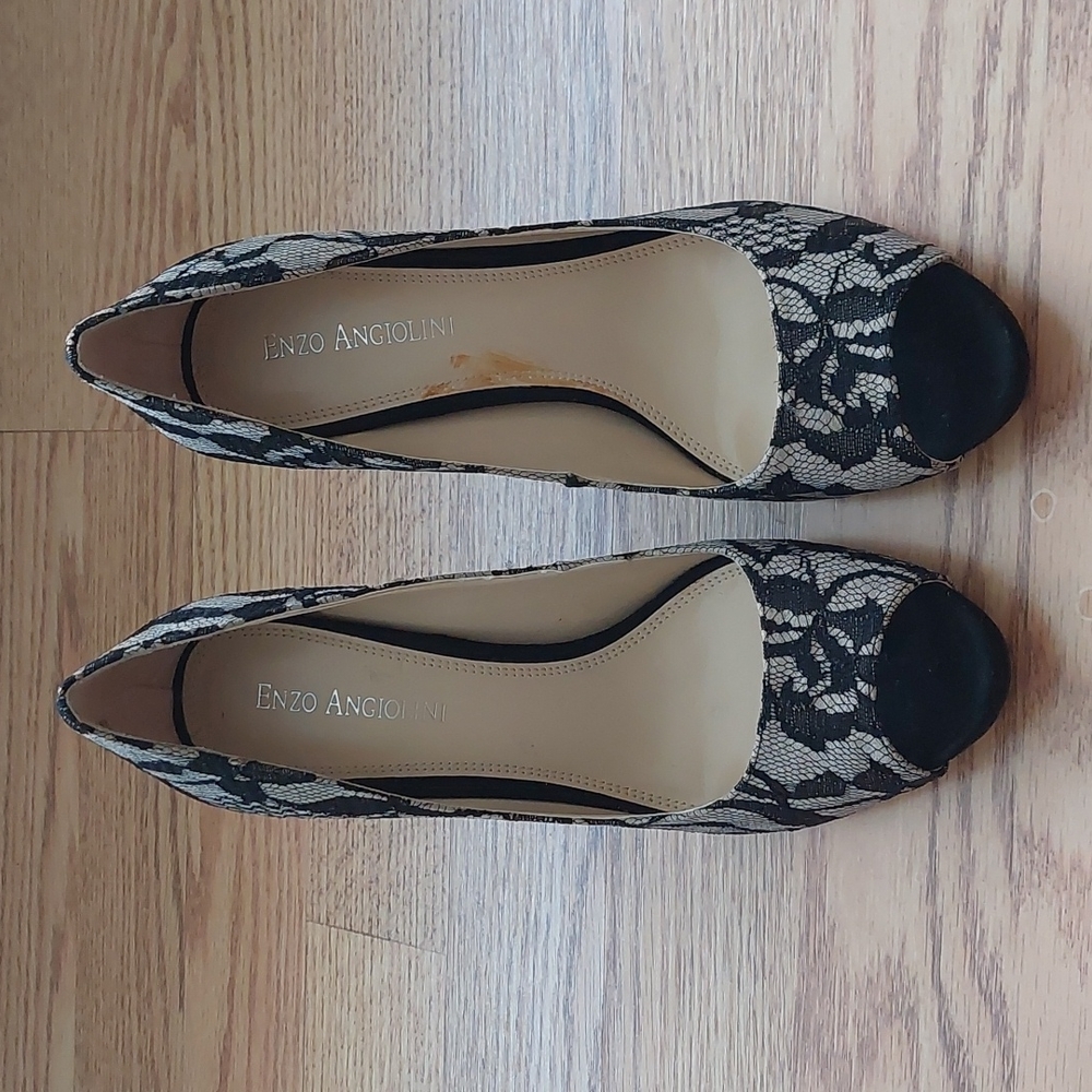 Enzo Angiolini pump lace shoes